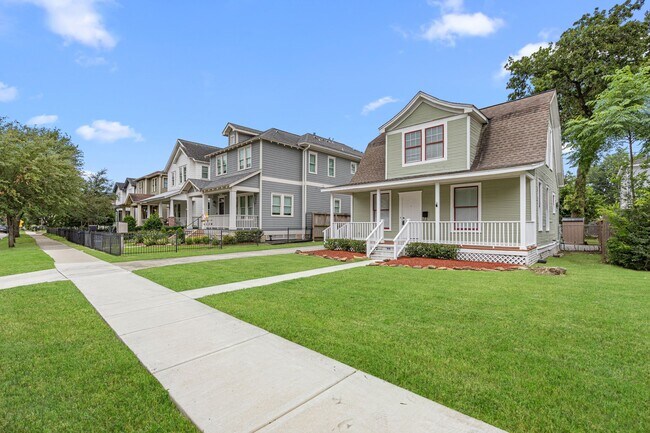 Foto del edificio - 1219 Rutland St