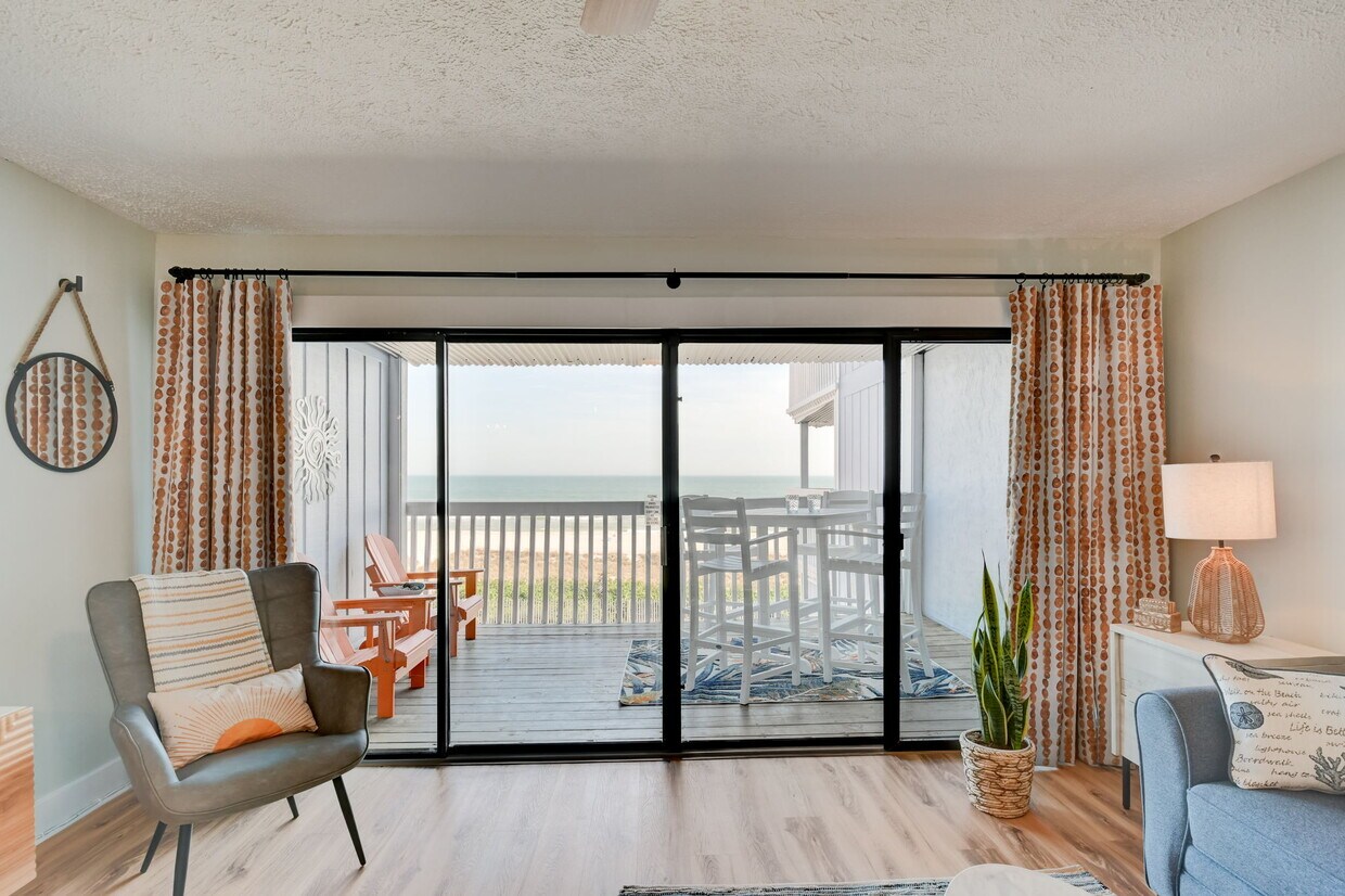 Foto principal - 1311 Lake Park Blvd S