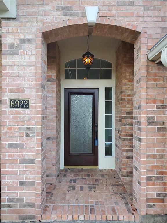 Foto del edificio - 6922 Springcrest Ct