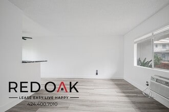 Building Photo - 630 N Cerritos Ave