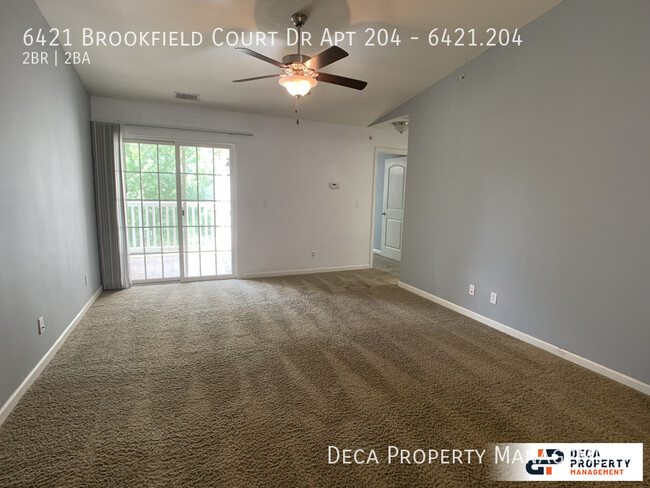 Building Photo - 2 Bedroom Condo