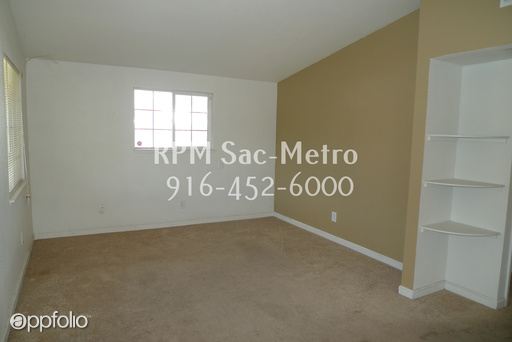 Building Photo - 3840 Dry Creek Rd