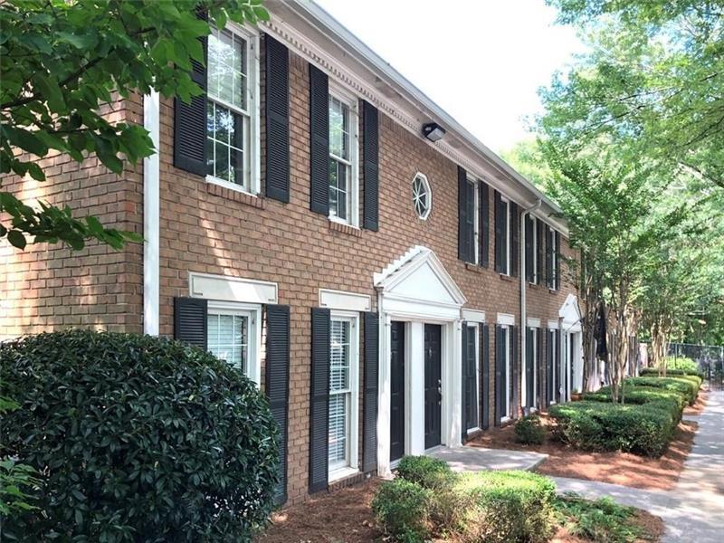 Primary Photo - 1101 Collier Rd NW