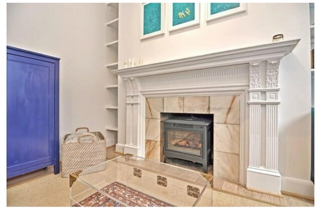 Building Photo - 341 Beacon St