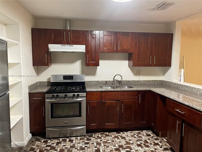 Foto del edificio - 2510 NE 9th Terrace