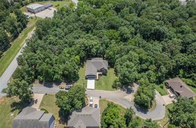 Building Photo - New 4 bedroom in Bella Vista.