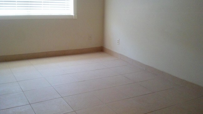 Foto del edificio - 3206 W Mohawk Ln
