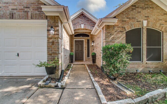 Building Photo - 7206 Brockington Dr