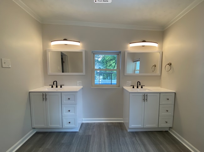 Photo - 5 bedroom /2 bath mins. from UC for $650/pp ($3,250/mo) w/ off-street parking included! House