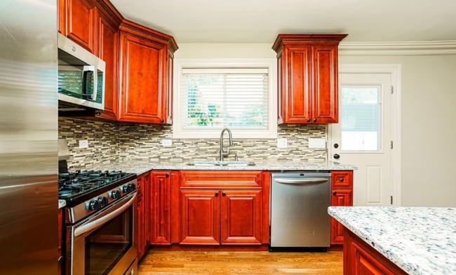 Foto del edificio - 47 Pamela Dr