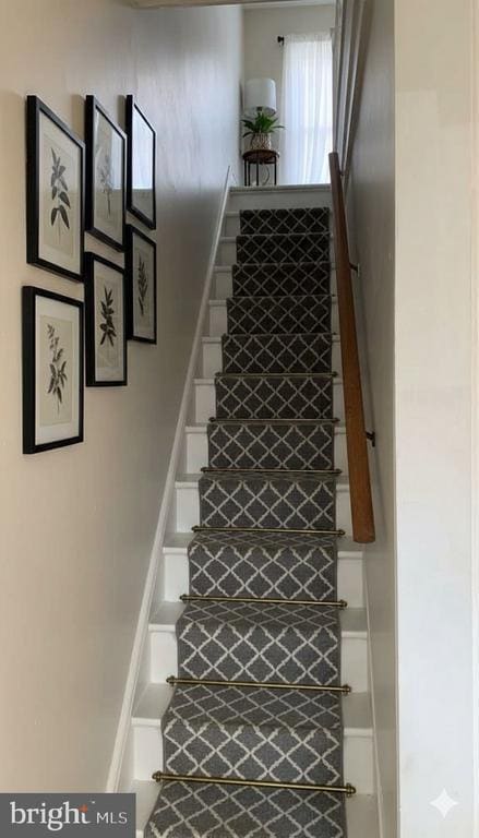 Building Photo - 3031 N Lee St