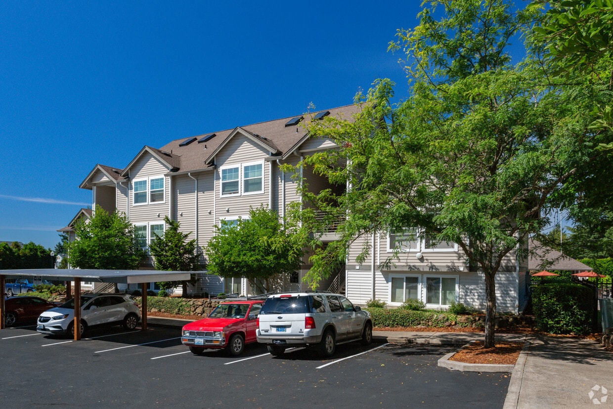 Sterling Heights Apartments 1221 SE Ellsworth Rd Vancouver, WA