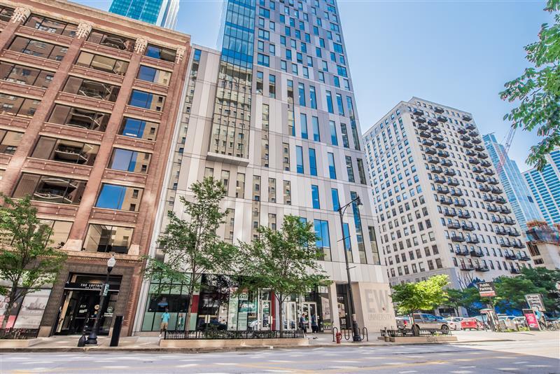 Student The Flats East West Apartments in Chicago, IL