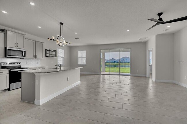 Building Photo - 17821 Cantarina Cove