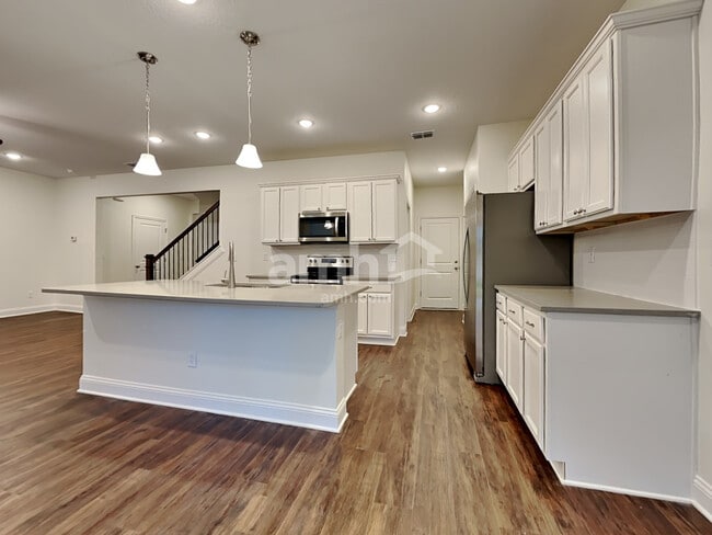 Foto del edificio - 497 Onate Cir