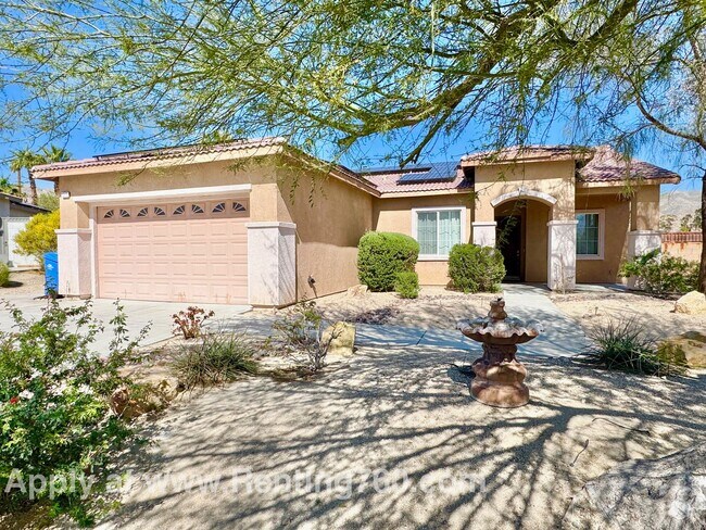 Foto del edificio - Huge 3 Bed 2 Bath Home With Pool & Spa in Hacienda Heights Neighborhood!!