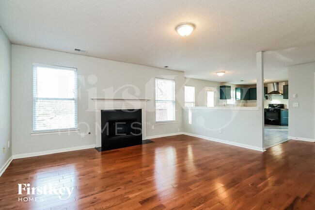 Foto del edificio - 613 Pipkin Dr