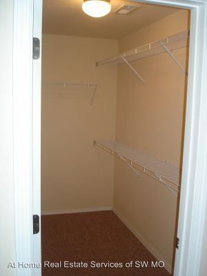 Building Photo - 1106 N Missouri Dr