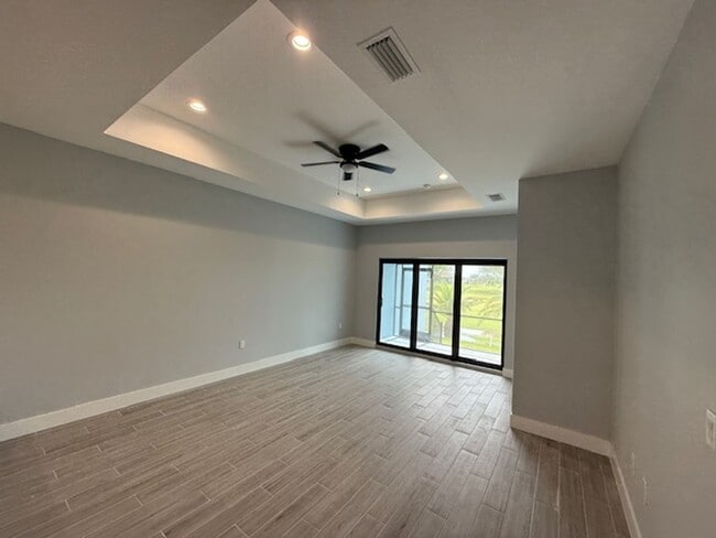 Foto del edificio - 3451 Bal Harbor Blvd