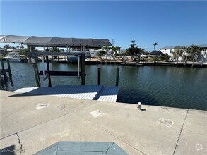 Building Photo - 3813 Dewberry Ln