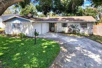 Building Photo - 8253 137th Ln N