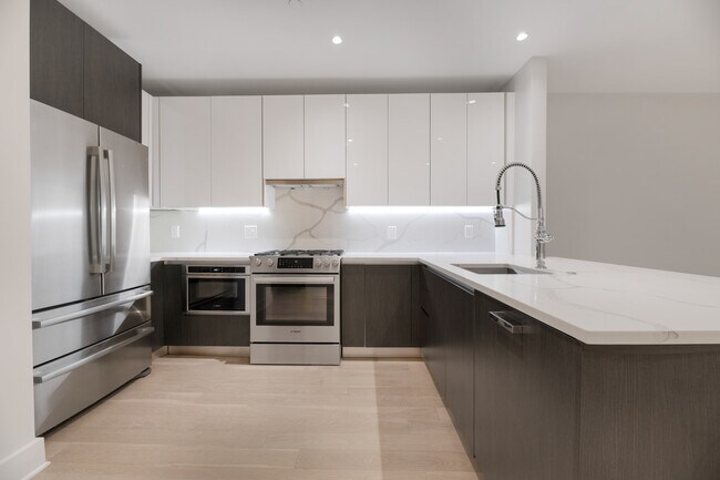 Building Photo - 1 Bed / 1 Bath available now at 1745 N St ...