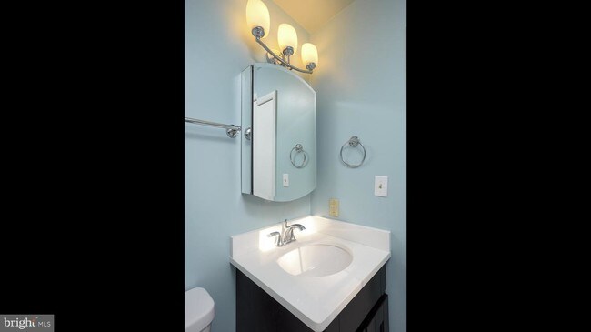 Building Photo - 766 Whitneys Landing Dr