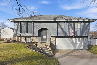 Building Photo - 13210 Schirra St