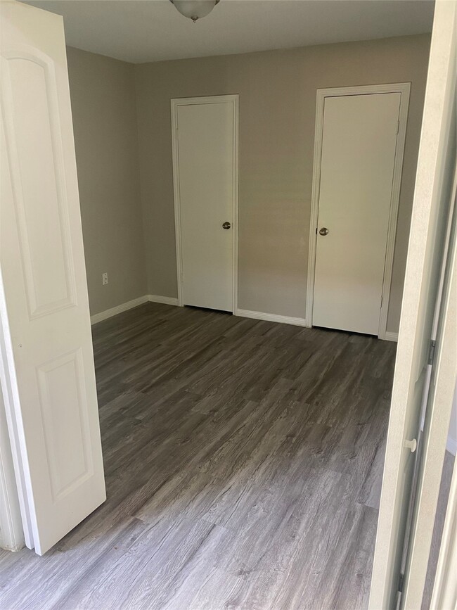 Building Photo - 7519 San Benito Dr
