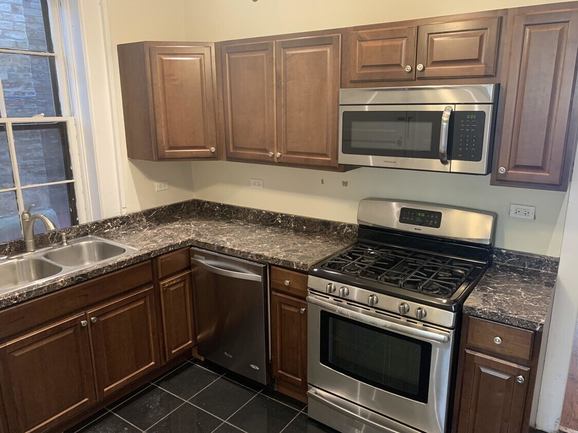 Foto principal - 1647 N North Park Ave