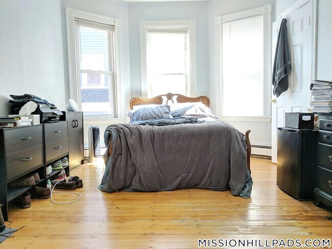 Foto del edificio - 168 Hillside St