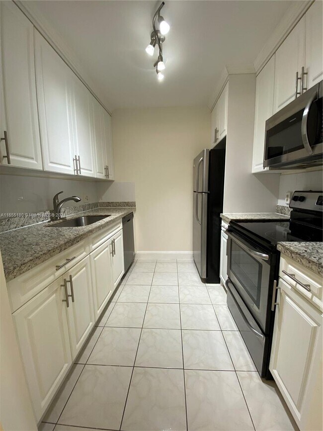 Building Photo - 101 SW 132nd Way