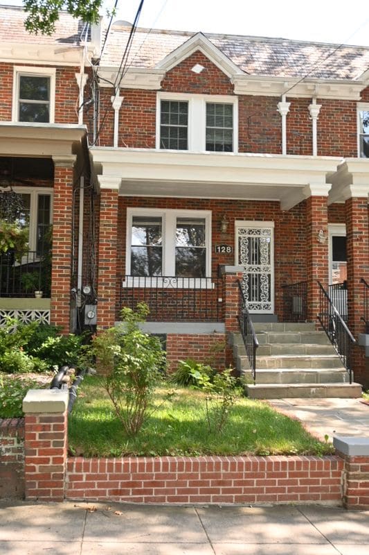 Primary Photo - 128 Longfellow St NW