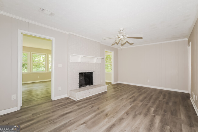 Building Photo - 2673 Green Valley Ct