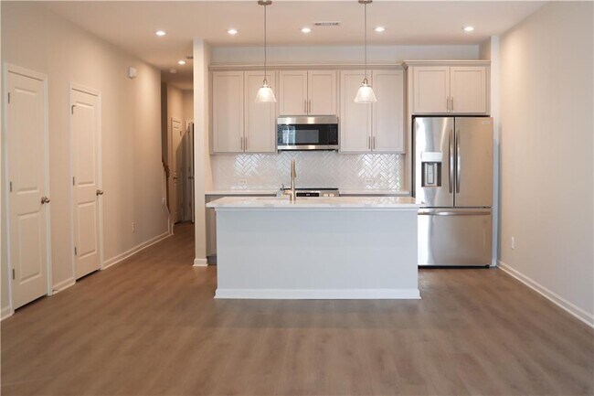 Foto del edificio - 481 Crown Dr