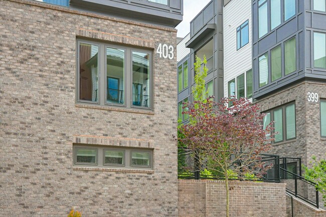 Foto del edificio - 403 Pratt Dr SE