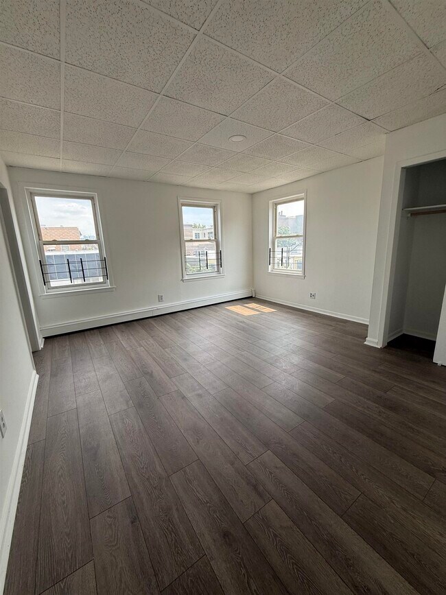 Foto del edificio - 4001 Bergenline Ave