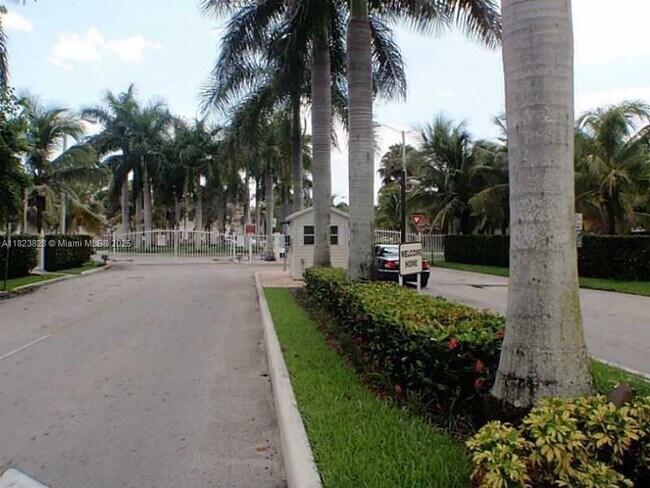 Foto del edificio - 1250 SE 26th St