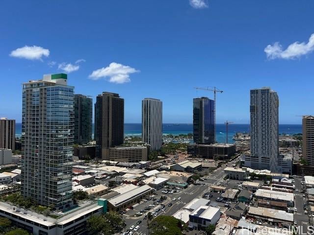 Building Photo - 888 Kapiolani Blvd