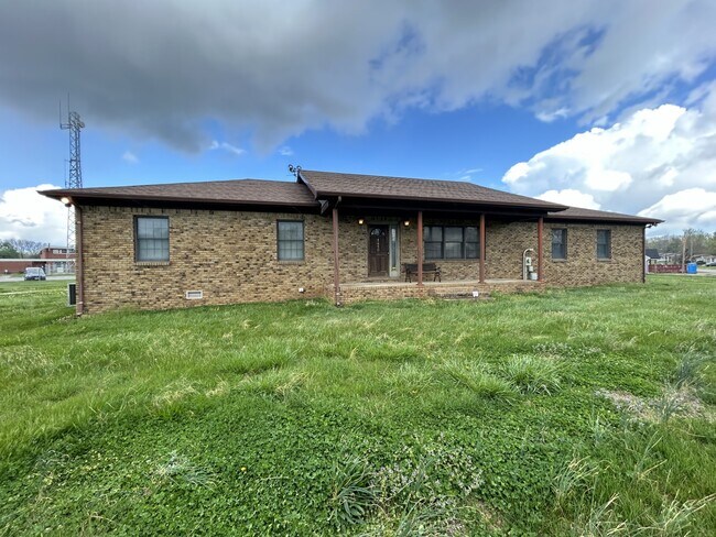 Building Photo - 1450 Glass Ave