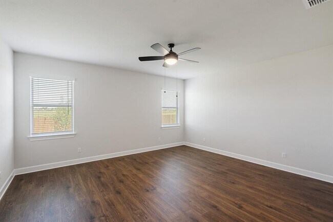 Building Photo - 517 W Luna Blue Ln