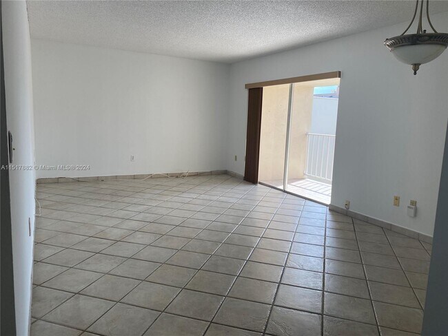 Building Photo - 7747 SW 86th St