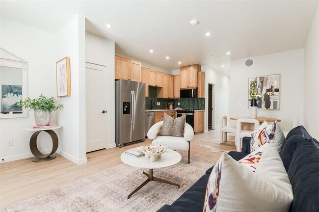 Foto del edificio - 1744 NW 15th St