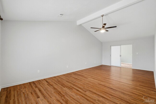 Building Photo - 6960 Klondike Rd
