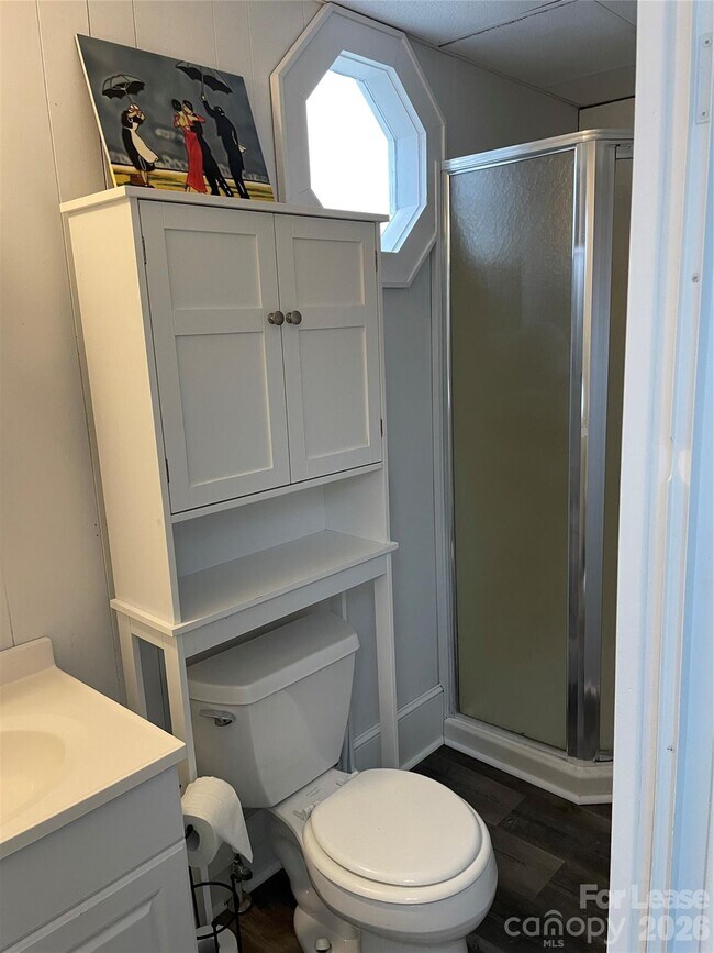 Foto del edificio - 409 N Main St