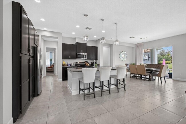 Foto del edificio - 15953 Whippoorwill Cir