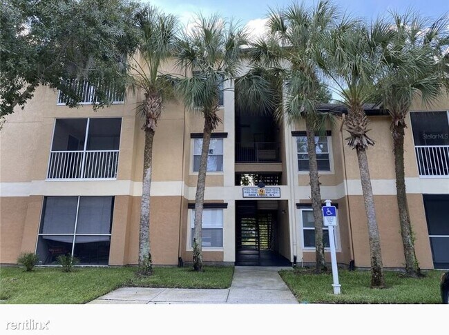 Foto del edificio - 2 br, 2 bath Condo - 8800 Latrec Ave Apt 106