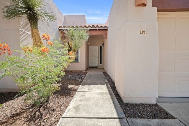 Building Photo - Santa Fe Home in Silverado Hills with Pool!