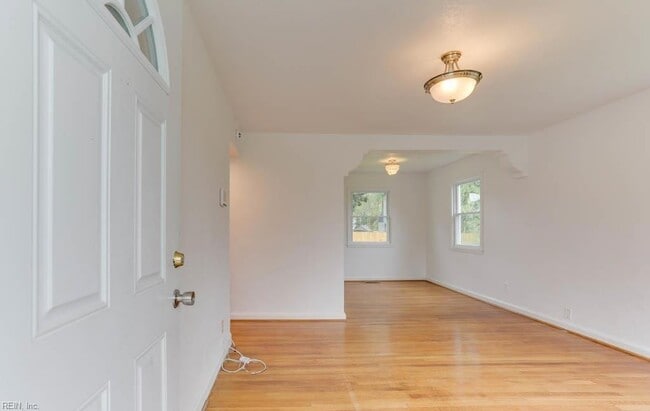 Photo - 7725 Fayver Ave House