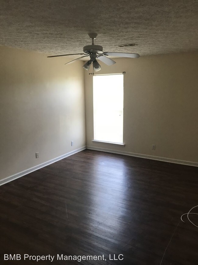 Building Photo - 2 br, 2 bath House - 5805 Brewbaker Blvd